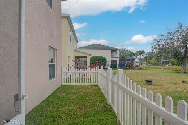 view of yard featuring a lanai