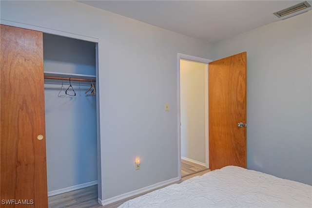 bedroom with a closet