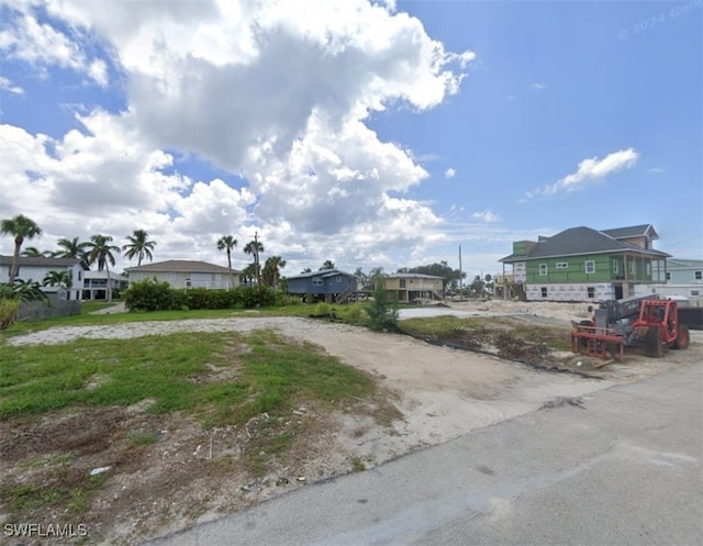 Listing photo 3 for 156 Hibiscus Dr, Fort Myers Beach FL 33931