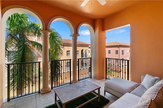 balcony featuring ceiling fan