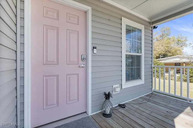 property entrance with a porch