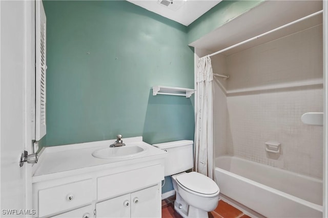 full bathroom featuring vanity, toilet, and shower / tub combo with curtain