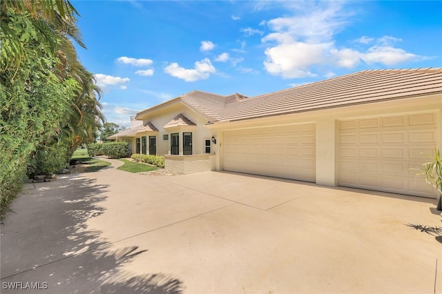 view of front of house featuring a garage