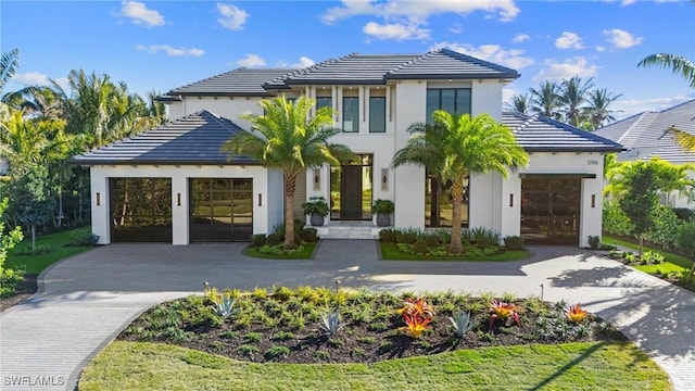 view of front facade featuring a garage