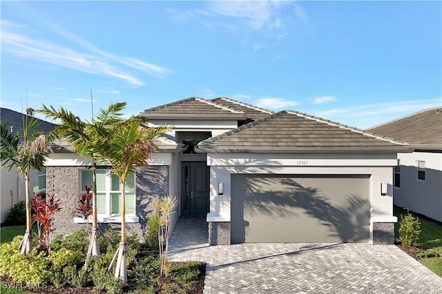 view of front of house featuring a garage