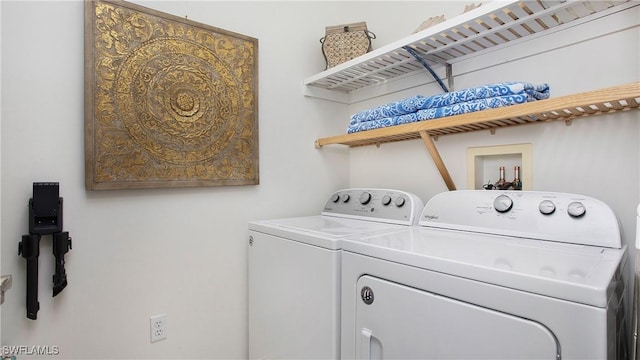 9078 Albion Ln S Unit 6603, Naples, FL 34113 - laundry area featuring independent washer and dryer