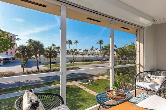 view of sunroom / solarium