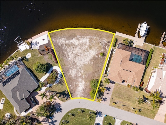 Listing photo 2 for 314 SW 38th Pl, Cape Coral FL 33991