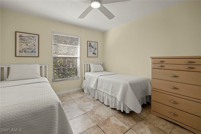 bedroom featuring ceiling fan