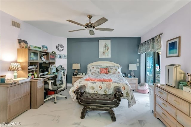 bedroom with ceiling fan