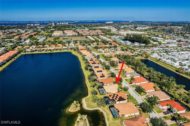 bird's eye view featuring a water view