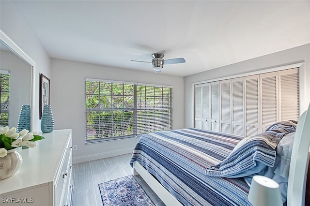 bedroom featuring ceiling fan