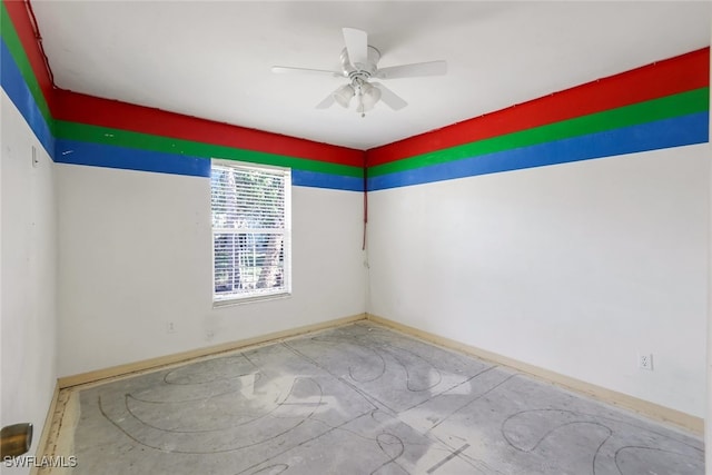 empty room featuring ceiling fan