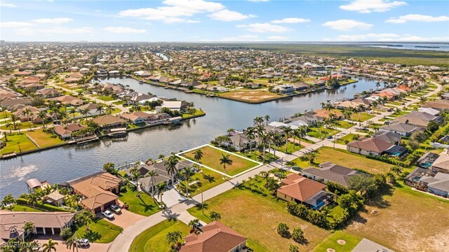 Listing photo 3 for 2810 SW 30th St, Cape Coral FL 33914