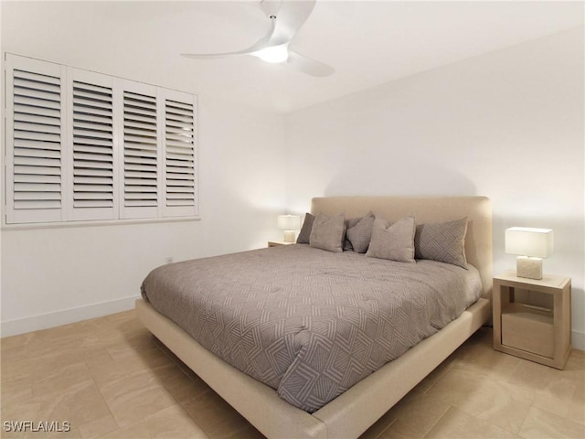 bedroom with ceiling fan