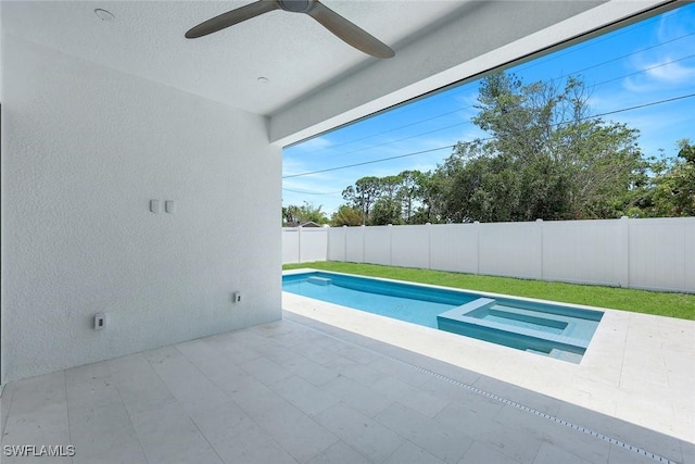 1312 Trail Terrace Dr, Naples, FL 34103 - view of swimming pool with ceiling fan, a fenced backyard, a patio, and a pool with connected hot tub