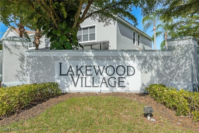 view of community / neighborhood sign