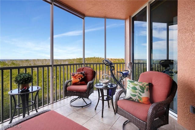 view of sunroom / solarium