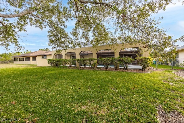 exterior space featuring a lawn