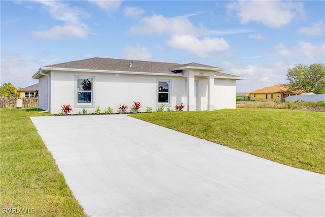 view of front of house with a front yard