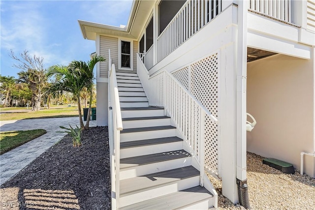 1538 Wilton Ln, Sanibel, FL 33957 - view of staircase