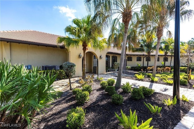 view of mediterranean / spanish home