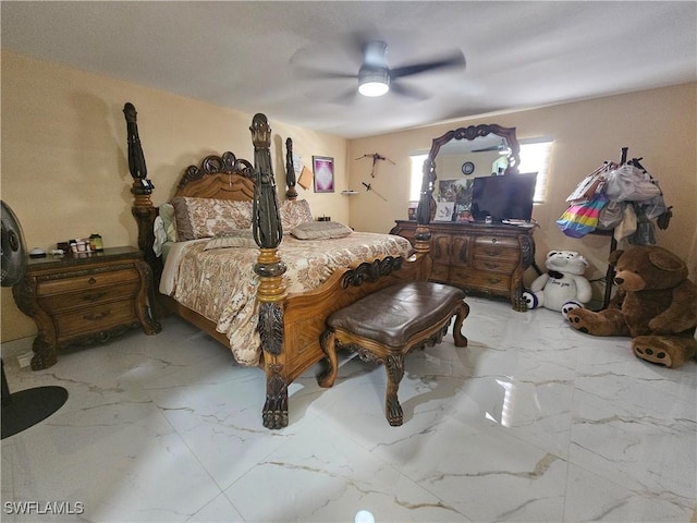 bedroom featuring ceiling fan