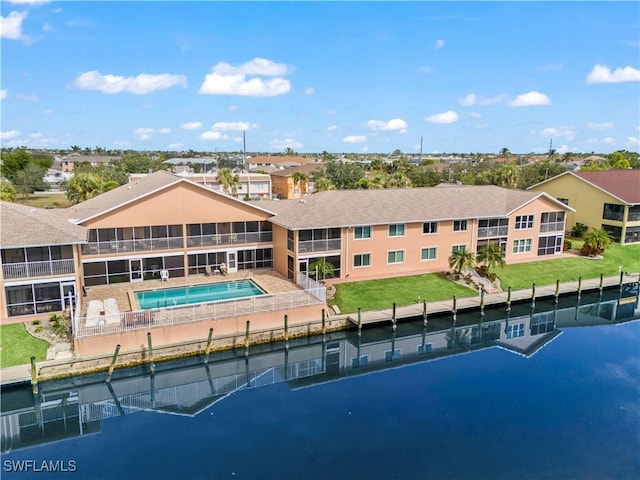 view of swimming pool