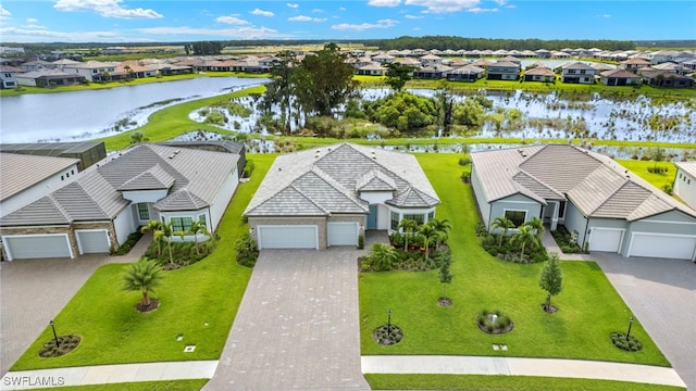 bird's eye view featuring a water view