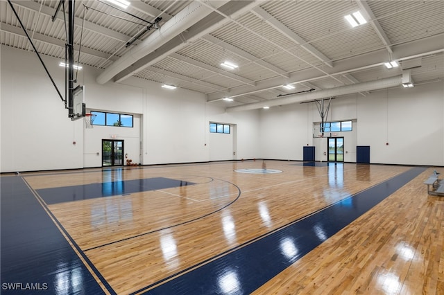 view of sport court featuring a healthy amount of sunlight