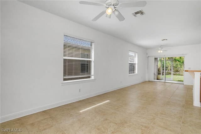 empty room featuring ceiling fan