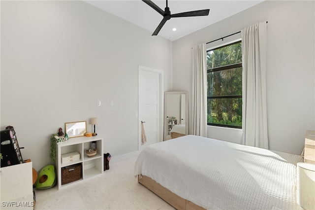 bedroom with ceiling fan