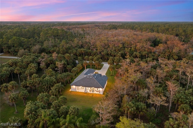 view of aerial view at dusk