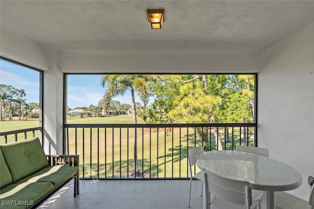 sunroom with golf course view