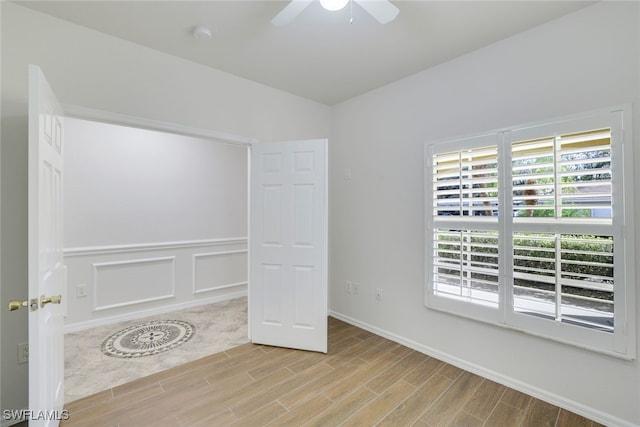 unfurnished bedroom with ceiling fan