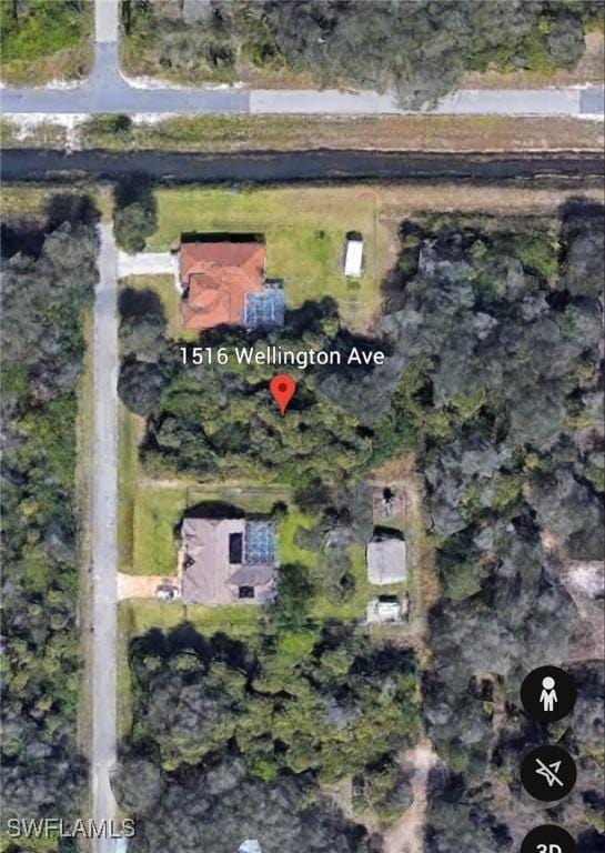 Listing photo 3 for 1516 Wellington Ave, Lehigh Acres FL 33972