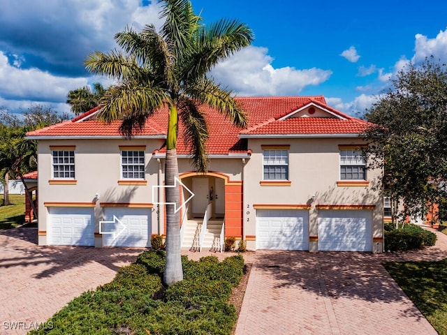 view of mediterranean / spanish-style house