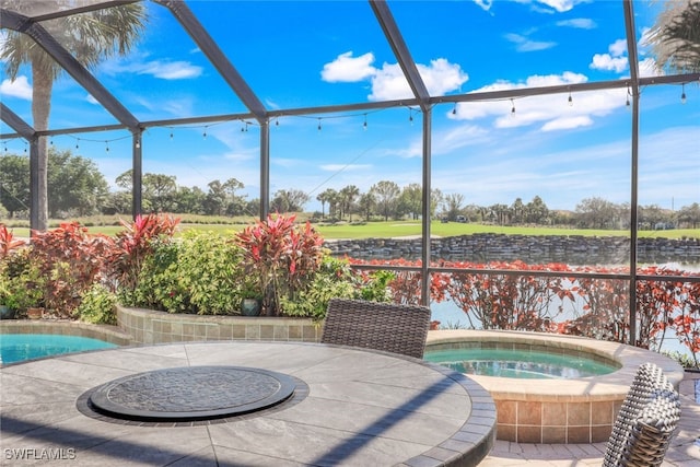 sunroom / solarium with a jacuzzi and golf course view