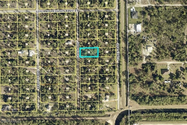 Listing photo 2 for 14 Fitch Ave, Lehigh Acres FL 33936