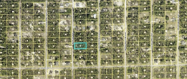 Listing photo 3 for 1506 N Ave, Lehigh Acres FL 33972