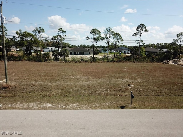 Listing photo 2 for 4017 NE 23rd Ave, Cape Coral FL 33909