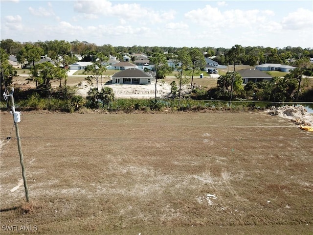 Listing photo 3 for 4017 NE 23rd Ave, Cape Coral FL 33909