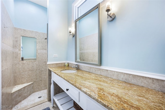 646 111th Ave N, Naples, FL 34108 - bathroom with vanity and tiled shower