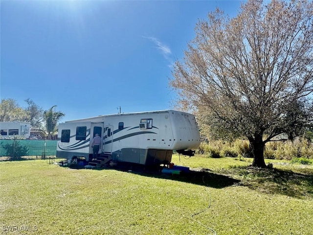 Listing photo 2 for 8104 Marx Dr, North Fort Myers FL 33917