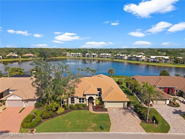 bird's eye view with a water view