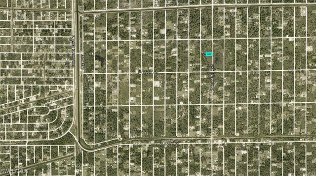 Listing photo 3 for 1413 Williams Ave, Lehigh Acres FL 33972