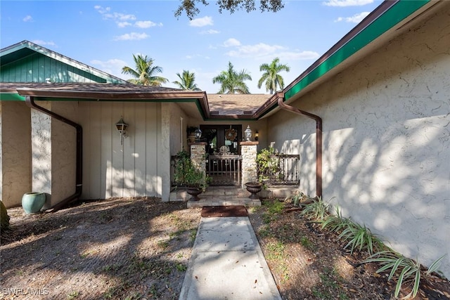 view of doorway to property