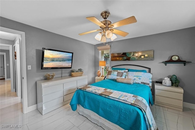 bedroom featuring ceiling fan