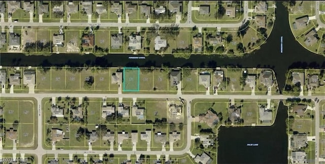 Listing photo 2 for 1213 SW 13th St, Cape Coral FL 33991