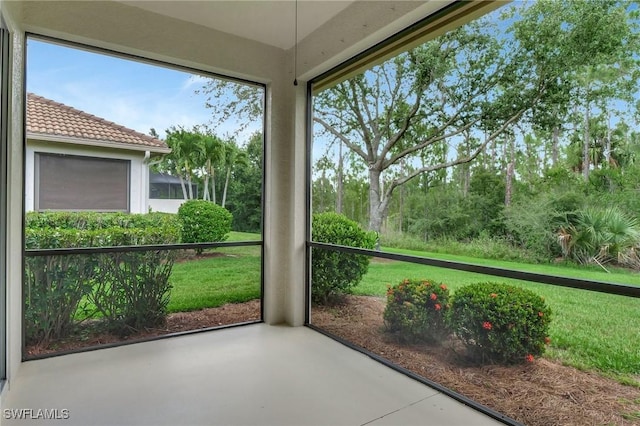 view of unfurnished sunroom